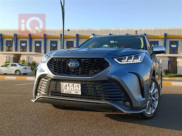 Toyota for sale in Iraq